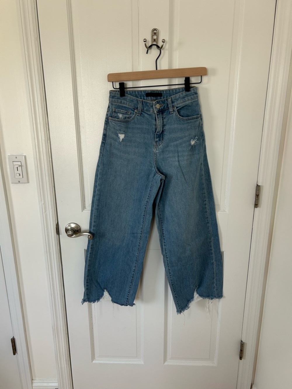 Uniqlo Distressed Wide-Leg Jeans in Light Blue Denim